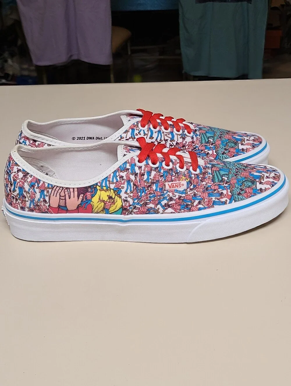 Vans X Where's Waldo ?  Authentic skateboard sneakers size 9.5